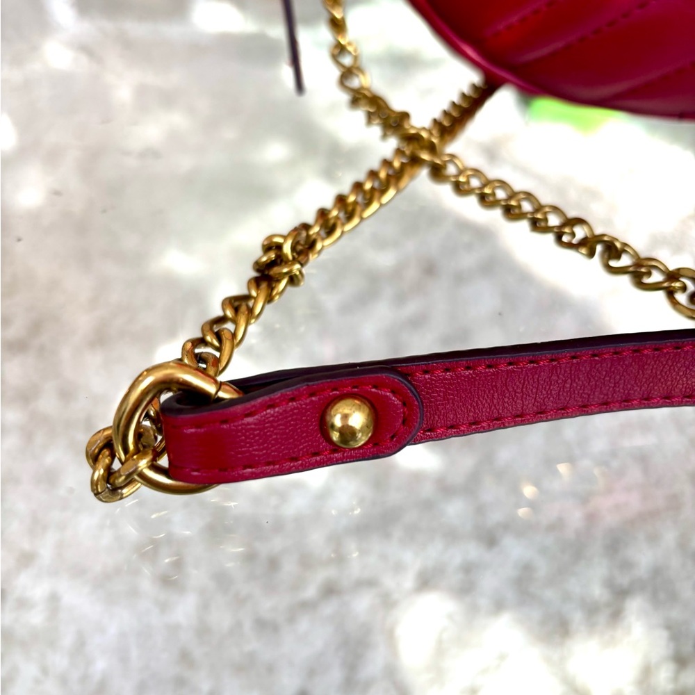 DESIGNER INSPIRED G G MARMONT Red Round Crossbody Bag with Gold Accents - Picture 9 of 12